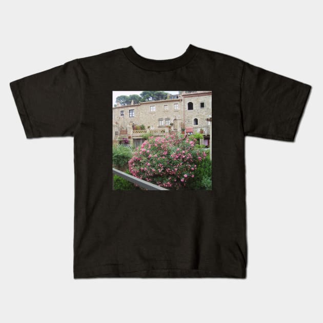 View of the charming Spanish streets Spain sightseeing trip photography from city scape Barcelona Blanes Malgrat del Mar Santa Susuana Kids T-Shirt by BoogieCreates